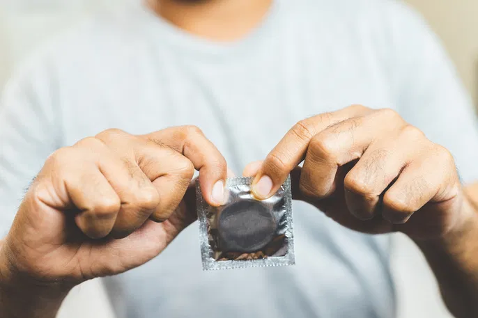 Infecções sexualmente transmissíveis: 11 principais ISTs, tratamento (e cura)